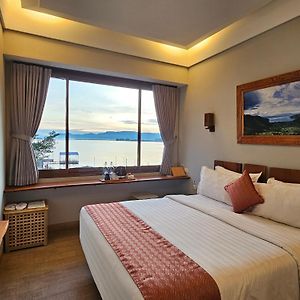 Damar Toba